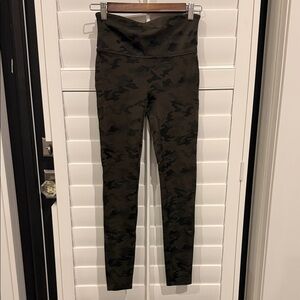 SPANX Camo Green Leggings